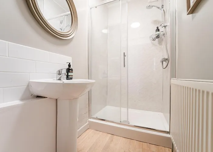 Exquisite 1-bed Flat In Clifton * Bristol