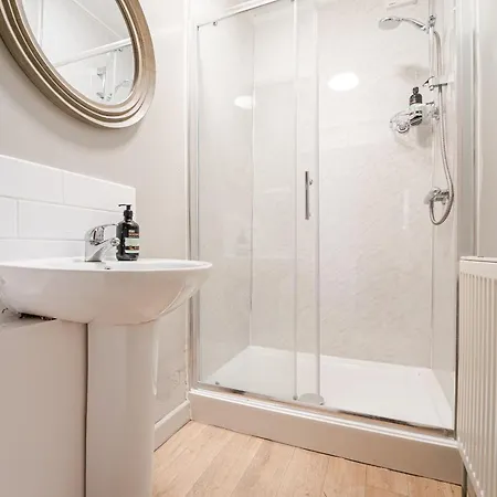 Exquisite 1-bed Flat In Clifton * Bristol